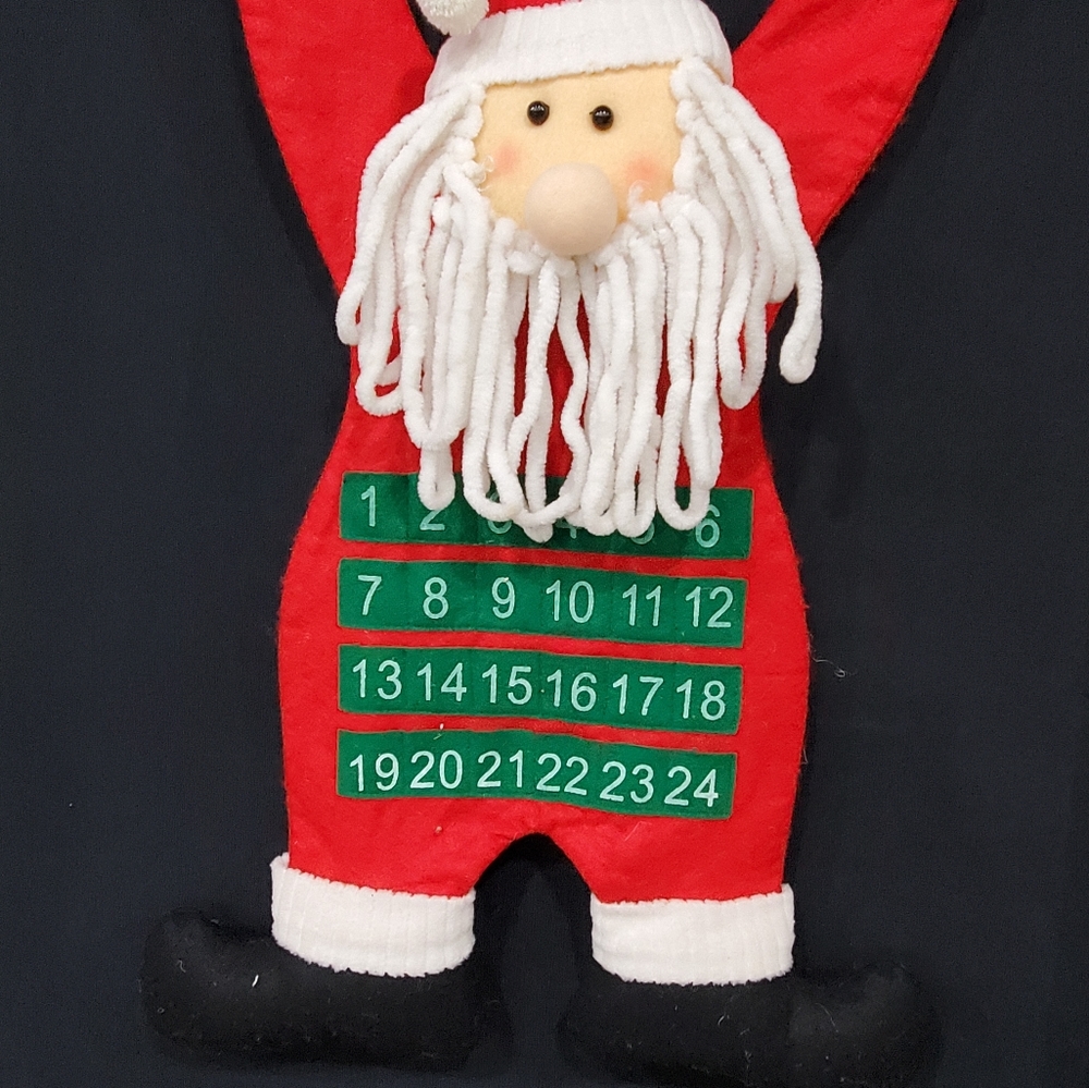 Santa 🎅 Calendar - Picture 3 of 5